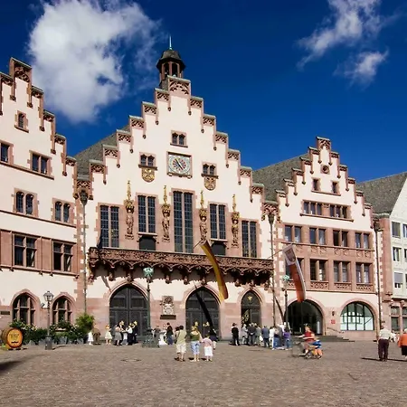 Otel Express Frankfurt Messe By Ihg 3*