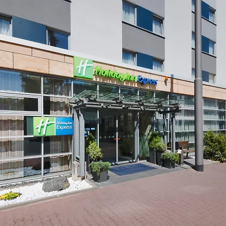 Express Frankfurt Messe By Ihg Hotel 3*
