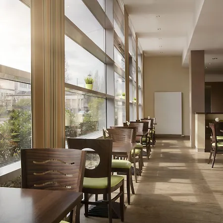 Hotel Express Frankfurt Messe By Ihg Fráncfort del Meno