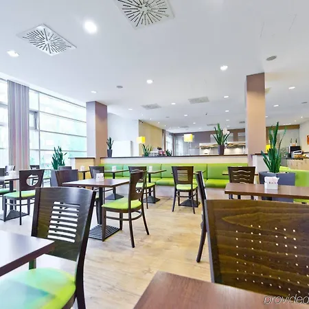 Hotel Express Frankfurt Messe By Ihg