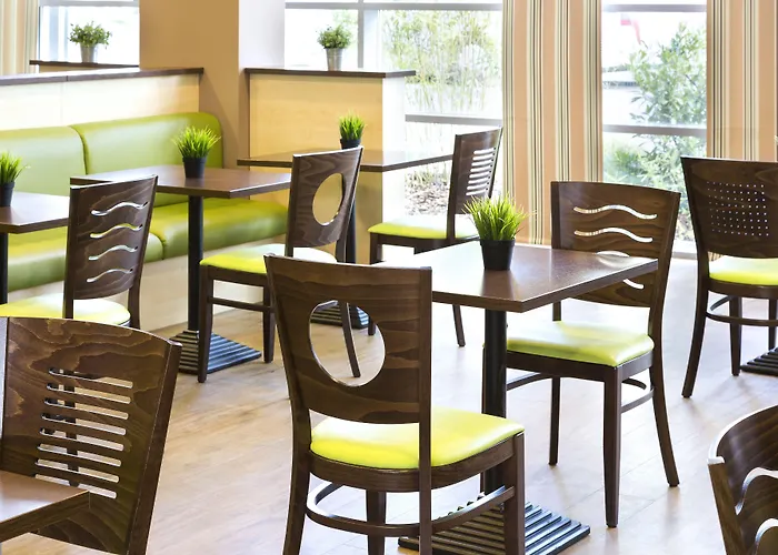 Hotel Express Frankfurt Messe By Ihg