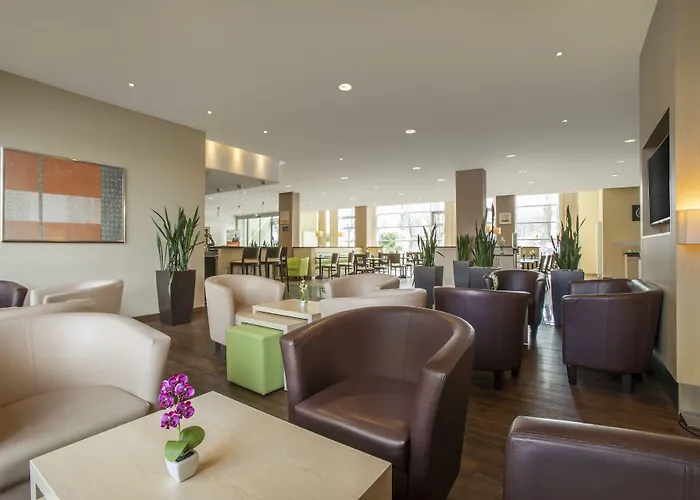 Hotel Express Frankfurt Messe By Ihg 3*