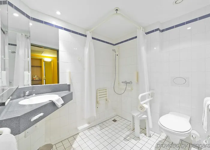 Express Frankfurt Messe By Ihg Hotel 3*