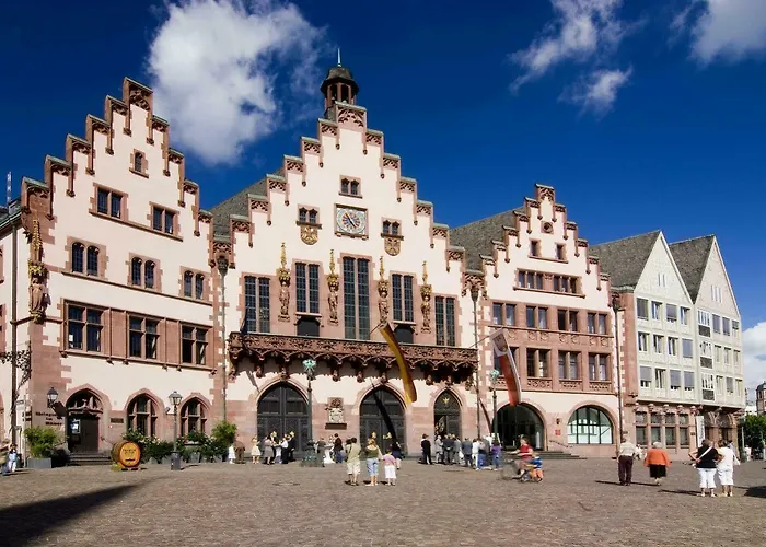 فندق هوليداي إن إكسبرس ميسي 3*