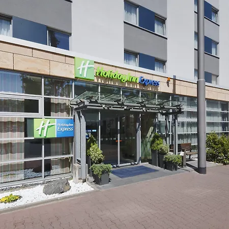 Hotel Express Frankfurt Messe By Ihg Frankfurt am Main