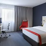 Hotel Express Frankfurt Messe By Ihg Frankfurt nad Menem