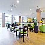 Express Frankfurt Messe By Ihg Frankfurt nad Menem