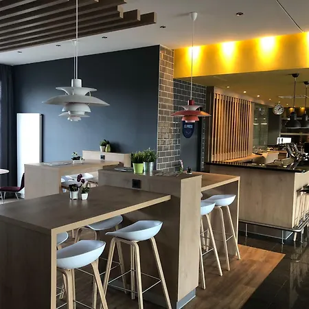 Express Frankfurt Messe By Ihg Hotel