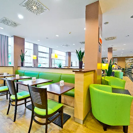 Express Frankfurt Messe By Ihg Hotel